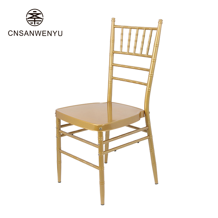 Gold Chiavari chairs.jpg